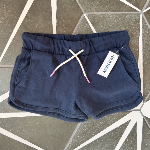 Old Navy girls dolphin shorts. NWT - Picture 1 of 2